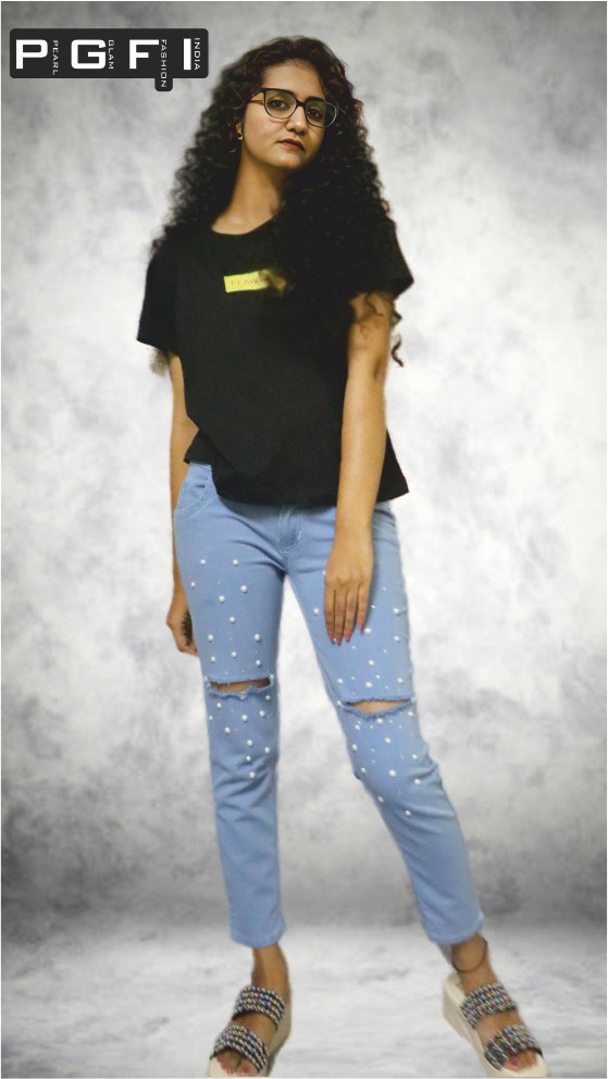 “Knee Break Denim with Pearl Accent: 5 Button A Bold, Eye-Catching Style!”